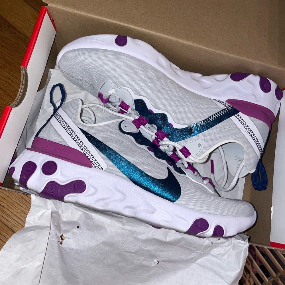 Nike Women’s React Element 55 SE Photon Dust Purple Blue - Picture 5 of 5